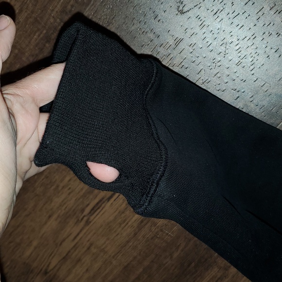 Black Long Sleeve "Holland" Hoodie - Picture 9 of 10